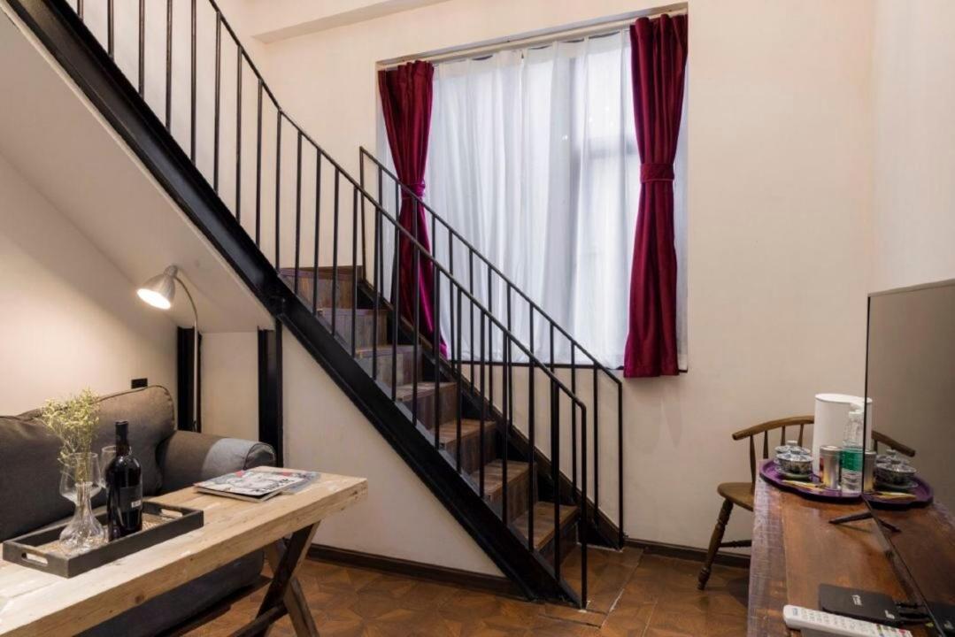 Qintai Tibetan Culture Boutique Hotel Чънду Екстериор снимка