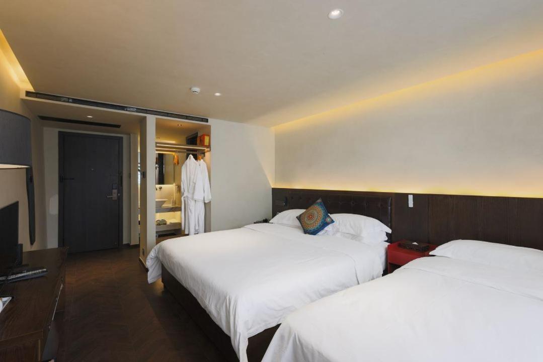 Qintai Tibetan Culture Boutique Hotel Чънду Екстериор снимка