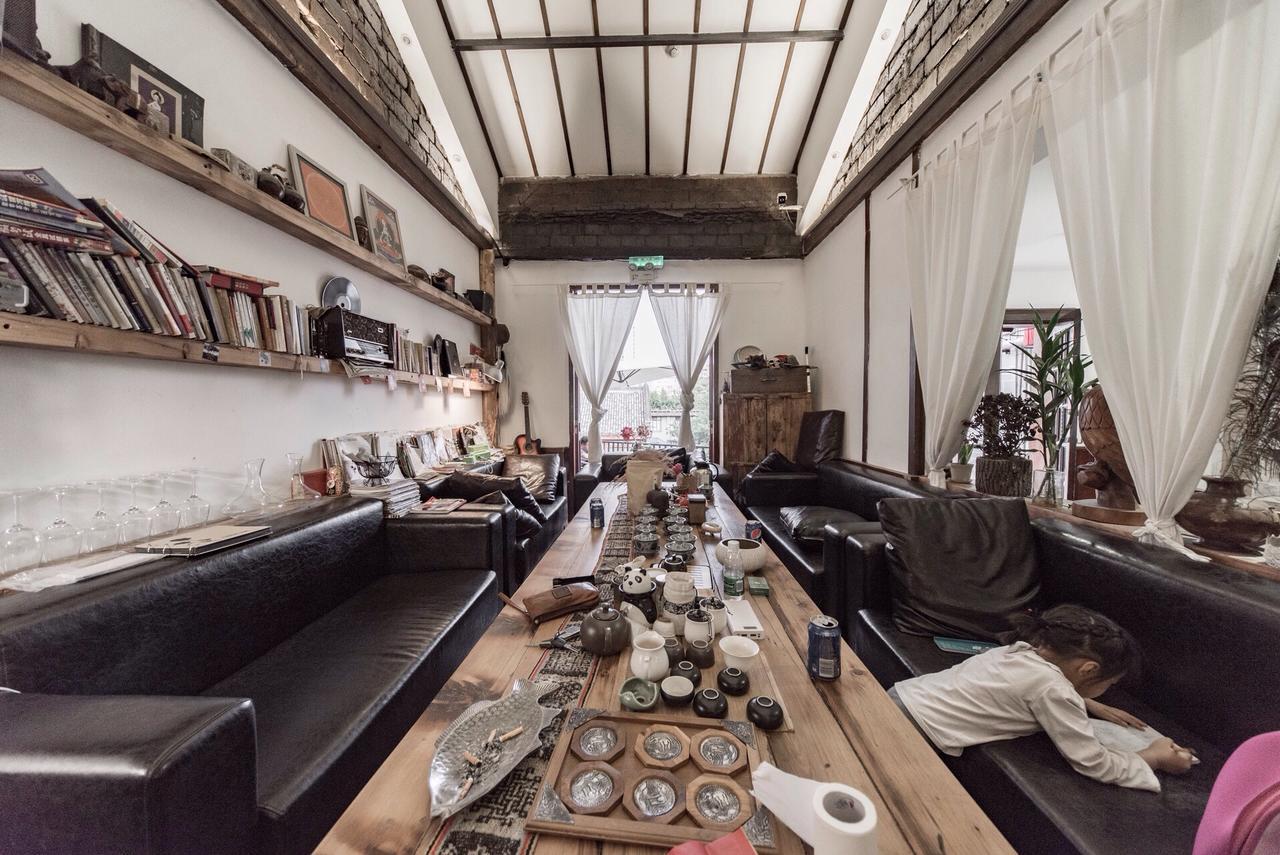Qintai Tibetan Culture Boutique Hotel Чънду Екстериор снимка