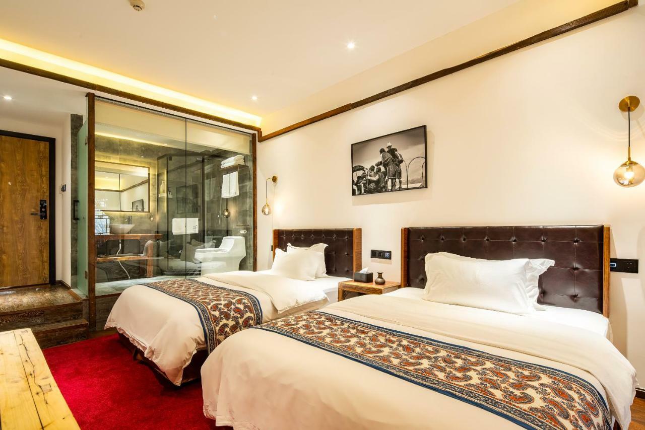 Qintai Tibetan Culture Boutique Hotel Чънду Екстериор снимка