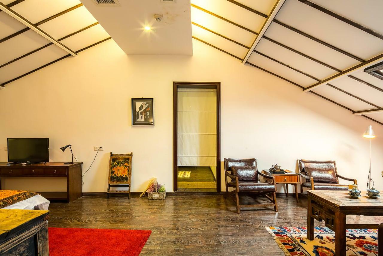 Qintai Tibetan Culture Boutique Hotel Чънду Екстериор снимка