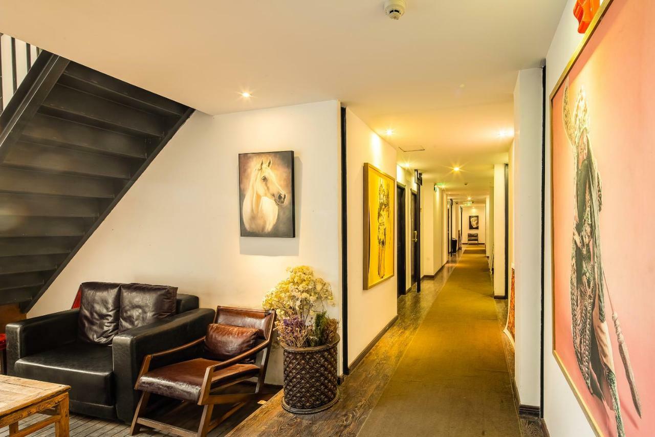 Qintai Tibetan Culture Boutique Hotel Чънду Екстериор снимка