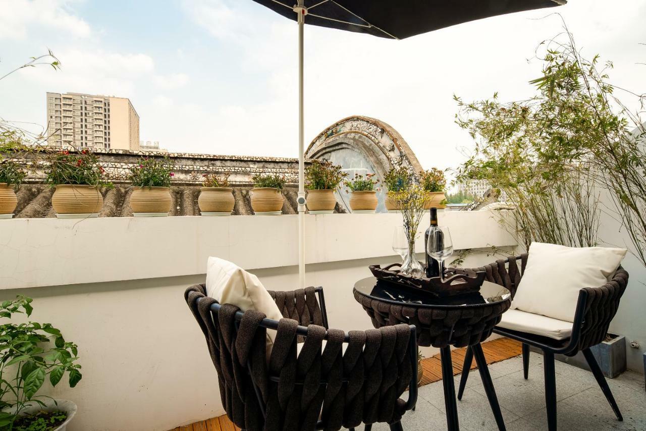 Qintai Tibetan Culture Boutique Hotel Чънду Екстериор снимка